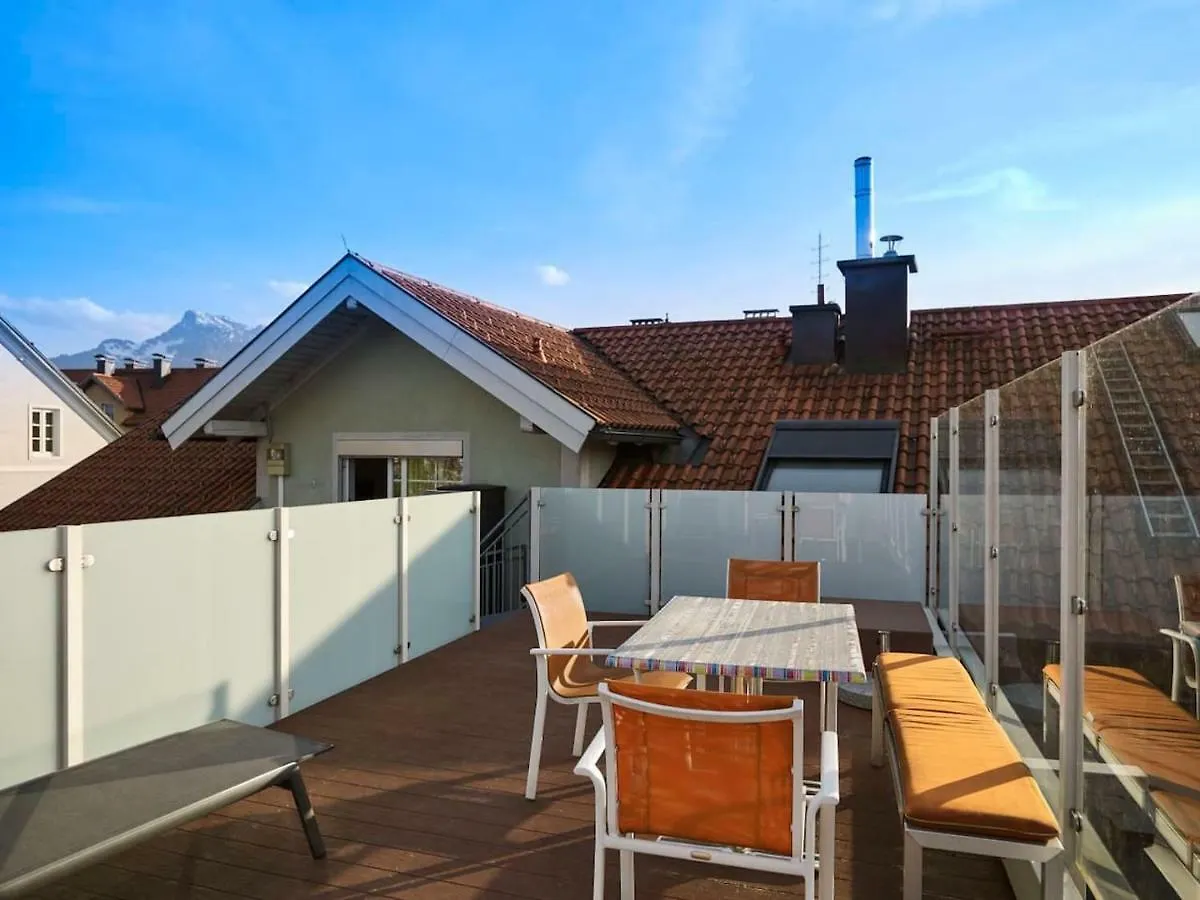 Holiday Apartments By Das Gruene Hotel Zur Post - 100 % Bio & Villa Ceconi Salisburgo